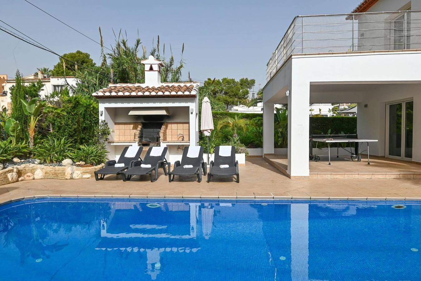 Villa 'Angels' met uitzicht op de bergen, Wi-Fi en airconditioning in El Baladrar - Punta Estrella, Teulada (Spanje)