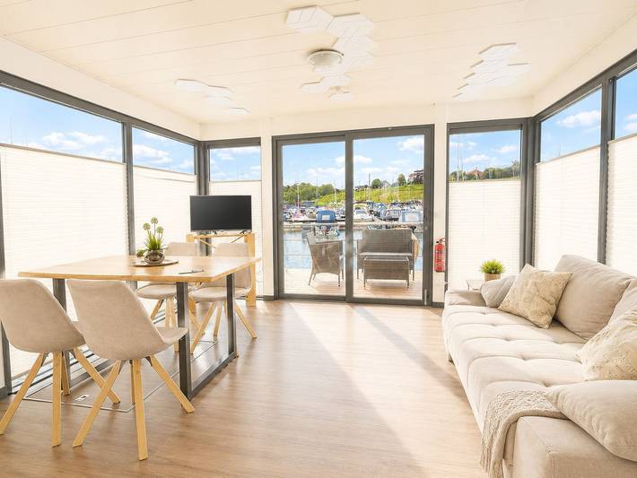 Ferienhaus für 4 Personen, mit Terrasse und Seeblick in Weißenfels - 2
