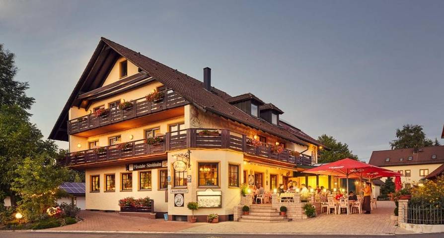 Hotel, mit Terrasse und Garten in Gräfenberg
