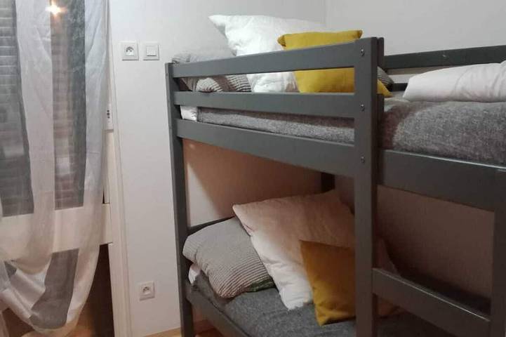 Location de vacances pour 6 personnes, avec terrasse ainsi que piscine et jardin dans Réserve naturelle du Courant d'Huchet - 2