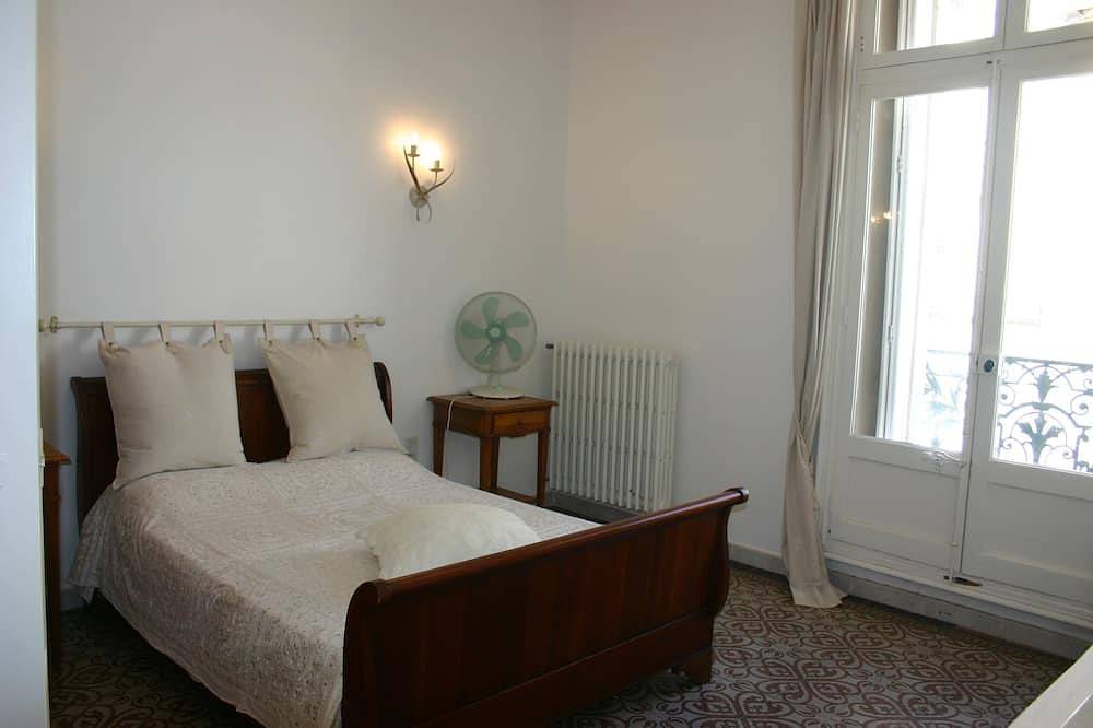 Large house in Languedoc with fantastic garden and pool in Magalas, Côte méditerranéenne (France)