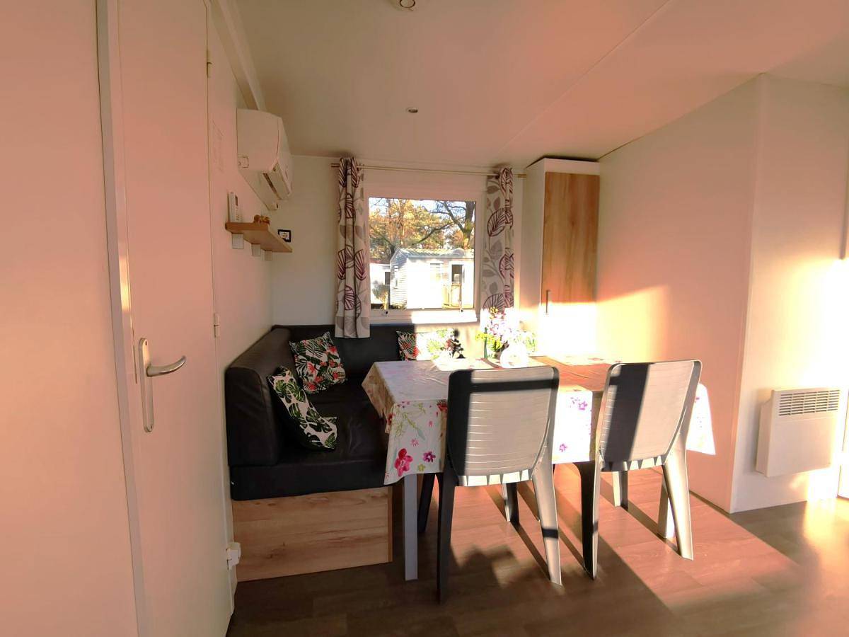 Mobil home moderne et spacieux in La Boissière-de-Montaigu, Vallée de la Loire