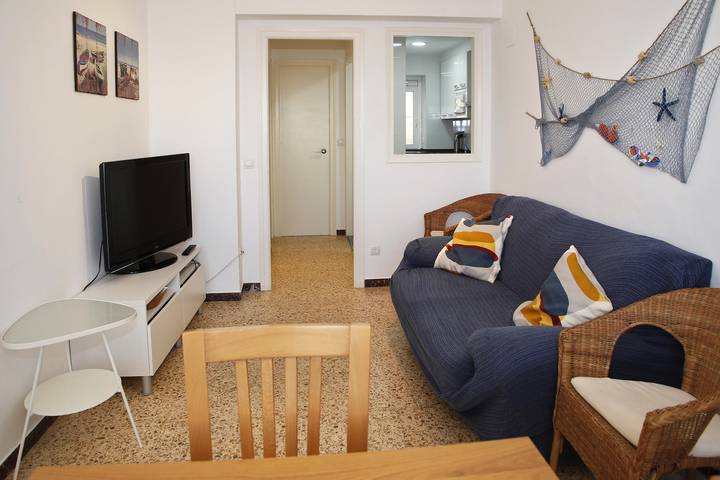 Ganze Wohnung, Ferienwohnung für 3 Personen in Platja de Baix a Mar (Torredembarra), Torredembarra