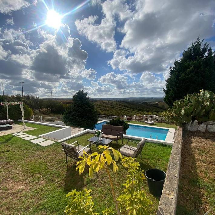 Maison de vacances pour 20 personnes, avec Balcon et Terrasse ainsi que Jardin et Piscine à Lamas