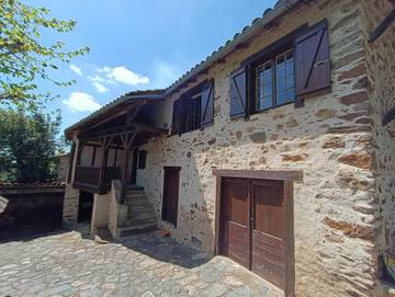 Gîte pour 4 personnes, avec balcon et jardin à Prendeignes