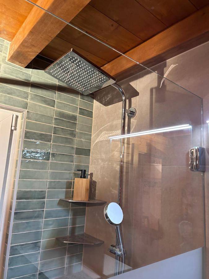 Gîte pour 4 personnes, avec vue et jardin dans Champoussin - 2