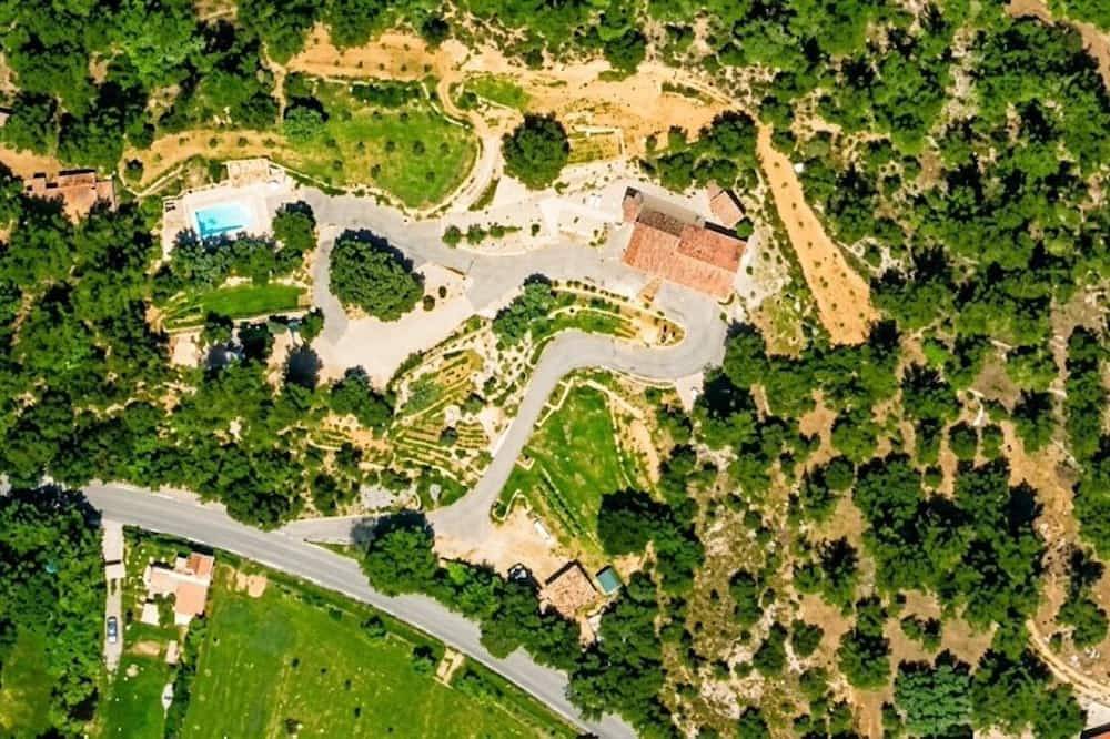 L'Oustaou… La Suite : Villa Balcon panoramique entre Luberon et Ste-Victoire in Jouques, Région d'Aix-en-Provence
