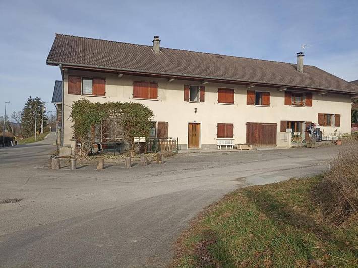 Location de vacances pour 10 personnes, avec terrasse, animaux acceptés à Grésy-sur-Aix - 2