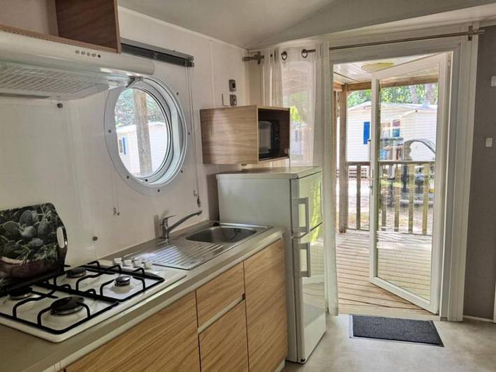 Mobil home pour 4 personnes, avec bassin pour enfant dans Port Cogolin - 4