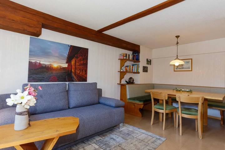 Ferienwohnung für 4 Personen, mit Garten und Ausblick in Nesselwängle - 2