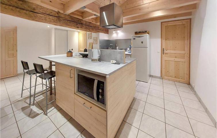 Gîte pour 6 personnes, avec jardin et terrasse, animaux acceptés à Les Estables - 4