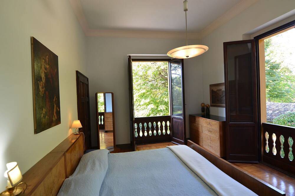 Casa in Pietra a Faenza con Piscina in Faenza, Provincia di Ravenna