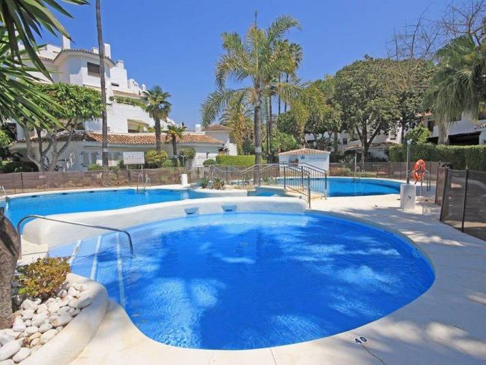 Vakantieappartement voor 7 personen, met tuin en zwembad, kindvriendelijk in Elviria