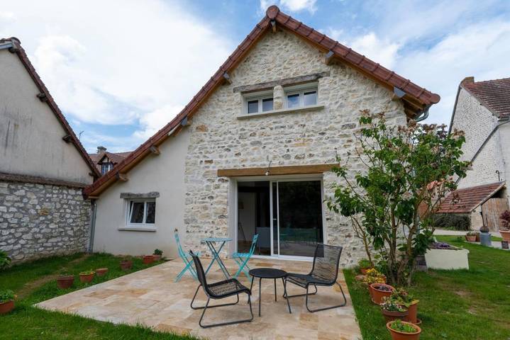 Chambre d’hôte pour 2 personnes, avec Terrasse et Jardin