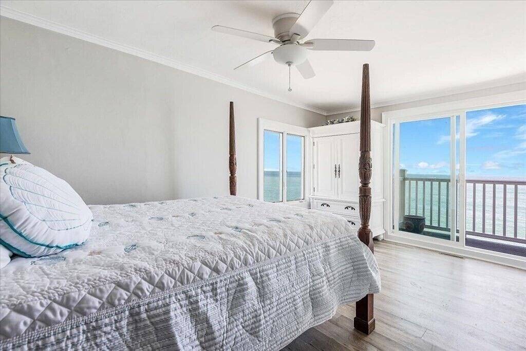 Rent entire exquisite former Inn & former Bed & Breakfast with 5 Beds & 6 Baths in Scituate, Massachusetts