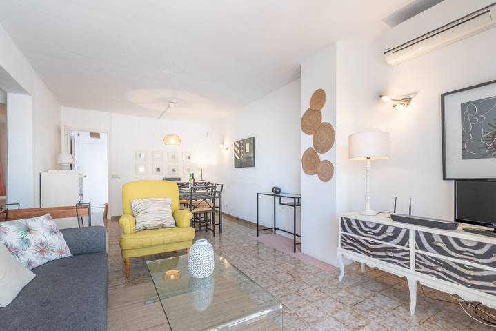 Ganze Wohnung, Ferienwohnung "Tomeu Mercuri" mit Balkon, Klimaanlage und Wlan; Parkplätze vorhanden in Playa de Alcúdia, Alcúdia