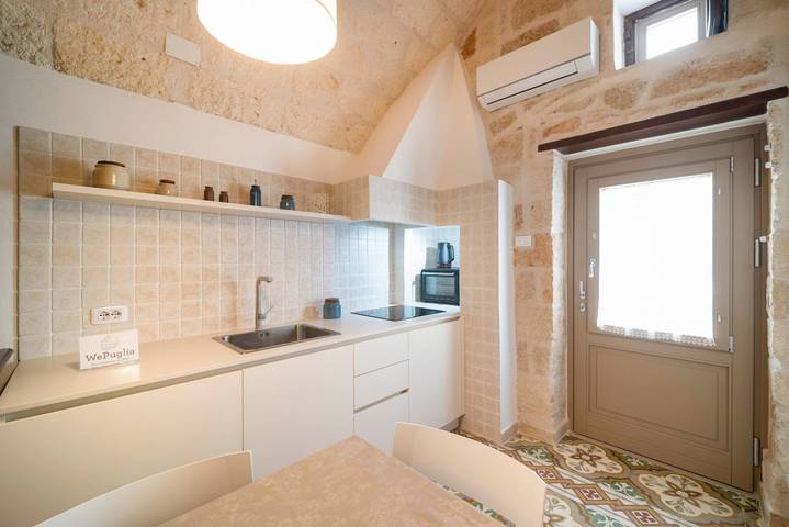 Ganze Wohnung, Ferienwohnung für 4 Personen mit Balkon/Terrasse in Polignano A Mare, Bari Provinz