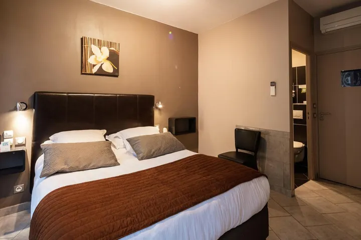 Hotel für 2 Personen, mit Pool und Terrasse, mit Haustier - 1