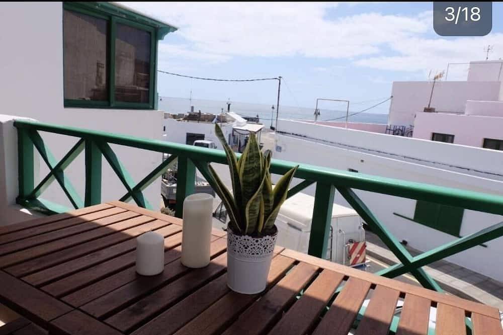 Sunny Home - Beachfront house in Arrieta, Haría