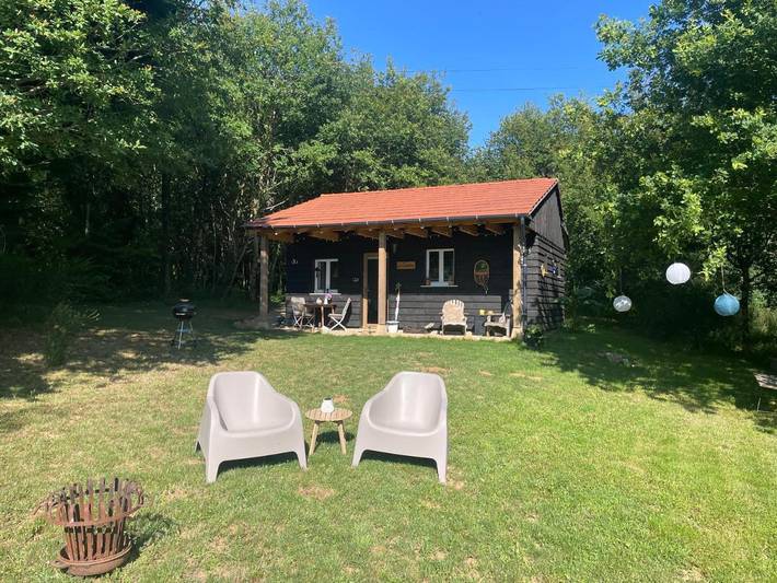 Gîte pour 2 personnes, avec vue et jardin dans Beyssac - 3