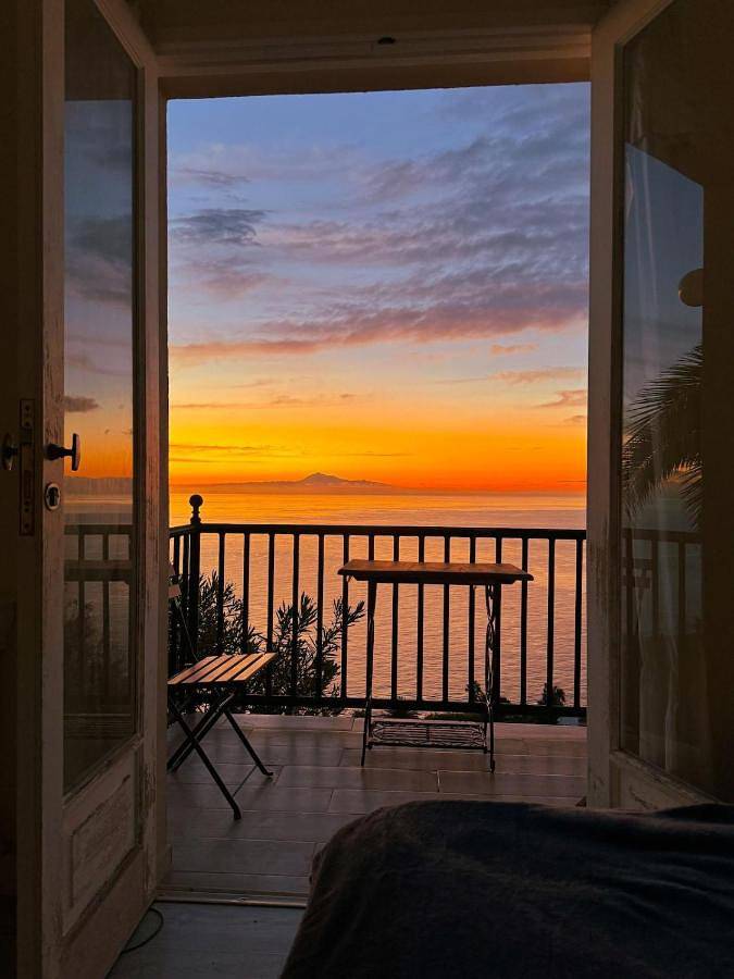 Casa rural para 7 personas, con terraza además de jardín y vistas en Puntallana - 4