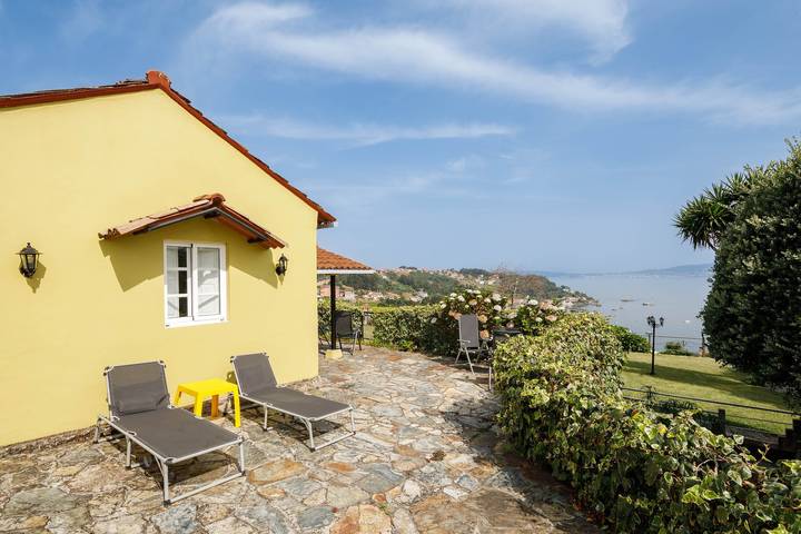 Chalet para 4 personas, con Balcón y Jardín en Marín