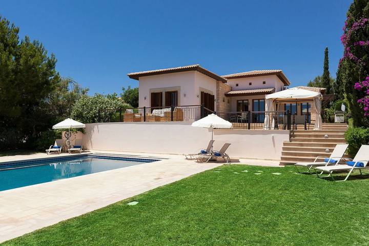 Bungalow für 6 Personen, mit Terrasse und Garten auf Zypern - 2