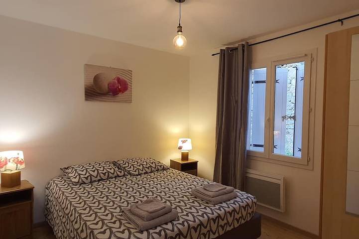 Location de vacances pour 6 personnes, avec jardin et terrasse à Montfort-sur-Argens - 2