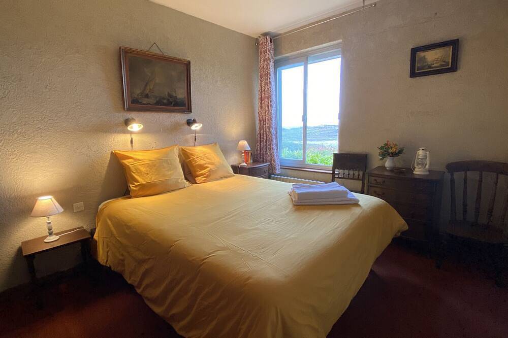 \"St Rom\" : Vue imprenable sur l'Île de Bréhat in Île-de-Bréhat, Côte de Goëlo