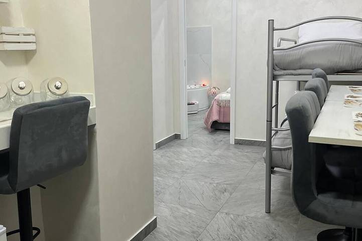 Appartamento intero, B&b House Napoli Capodichino in Napoli, Napoli e dintorni