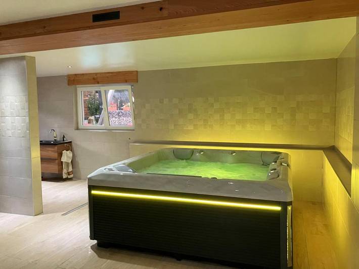 Gîte pour 5 personnes, avec jacuzzi ainsi que jardin et piscine, animaux acceptés à Lohr (homonymie) - 4