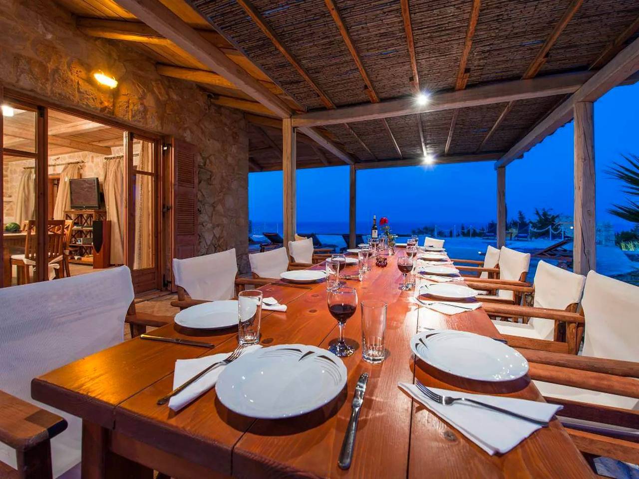 Elegant Zante Villa | Villa Divas | 6 Bedrooms | Infinity Pool | 100 Metres To The Sea | Short Drive To Agios Nikolaos in Zante