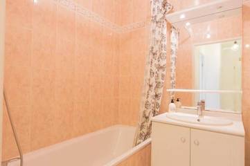 Appartement De Vacances pour 8 Personnes dans Bussy-Saint-Georges, Seine-et-Marne, Photo 3