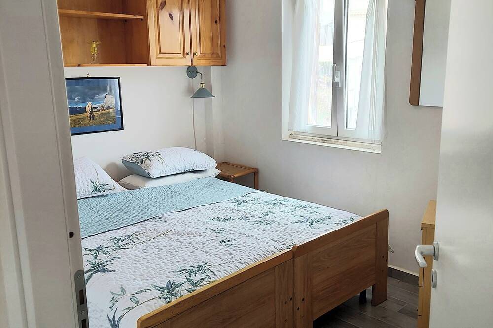Panoramic ocean and mountain views town house Scalea, Calabria- sleep 7. in Scalea, Tyrrhenian Coast Kalabria