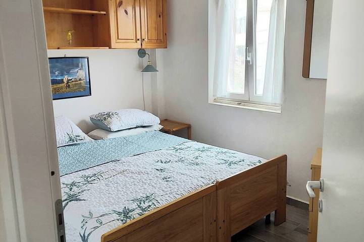 Panoramic ocean and mountain views townhouse, Scalea, Calabria- sleeps up to 6. in Sicculilla, Scalea