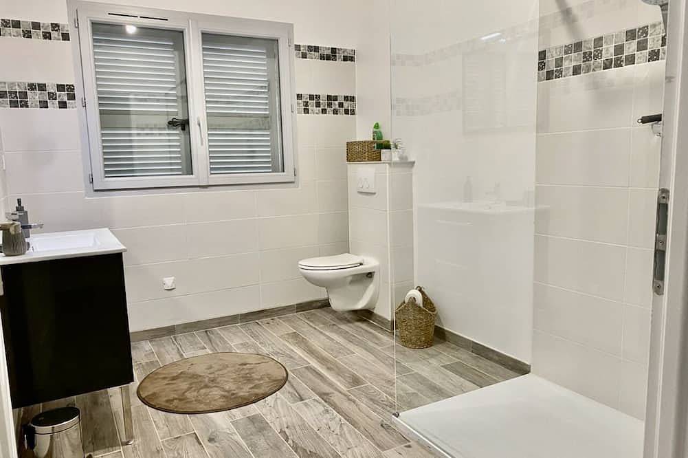 Villa with sea and nature view, available in August! in Sollacaro, Arrondissement de Sartène