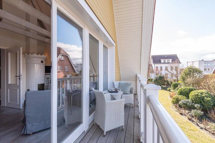 Ganze Wohnung, Traumhafte 3-Zimmer Ferienwohnung mit ca. 85 m², für bis zu 4 Personen. in Wenningstedt, Sylt