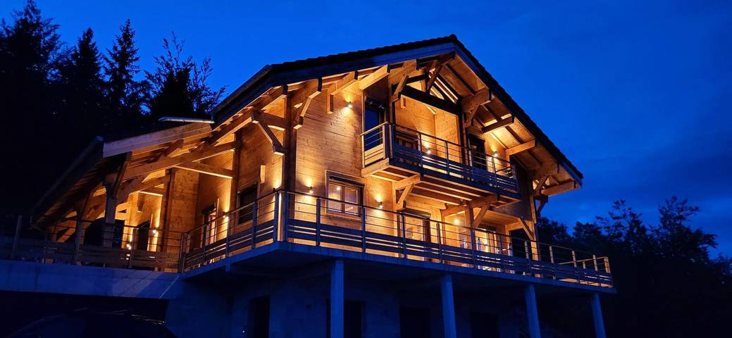 Maison de vacances pour 12 personnes, avec jacuzzi et jardin à Foncine-le-Haut