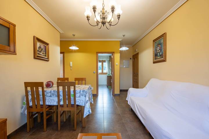 Gîte pour 4 personnes, avec balcon et jardin à Cangas - 4