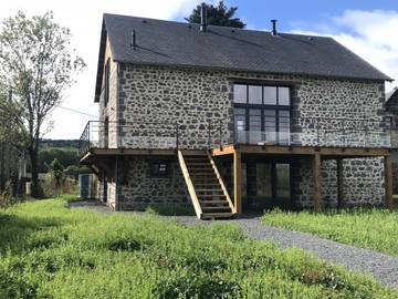 Gîte pour 12 Personnes dans Rochefort-Montagne, Région de Clermont-Ferrand, Photo 1