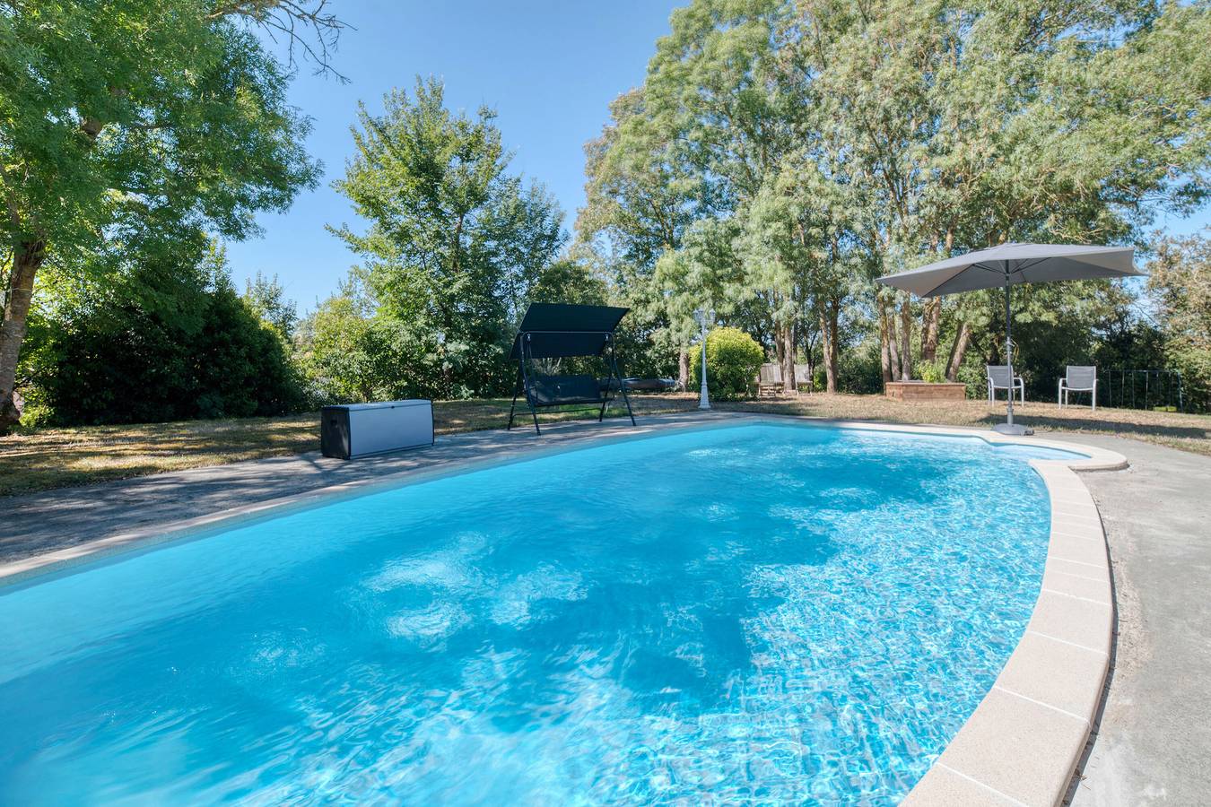 Toit Pour Vous - Escapada de relax en el pueblo, con jardín y piscina in Gers