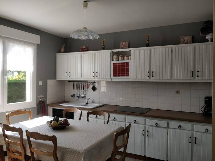 Gîte pour 6 personnes, avec terrasse et jardin à Pléhédel - 4