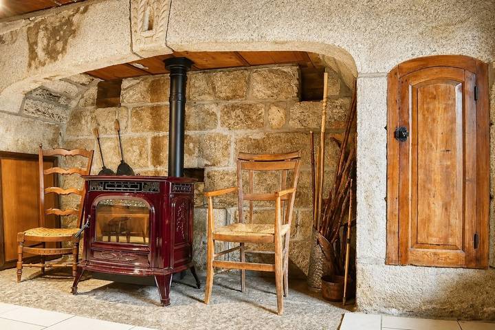 Gîte de charme Portes de l'Aubrac : vue montagne, Wi-Fi, accessible Pmr in Peyre-en-Aubrac, Région de Mende