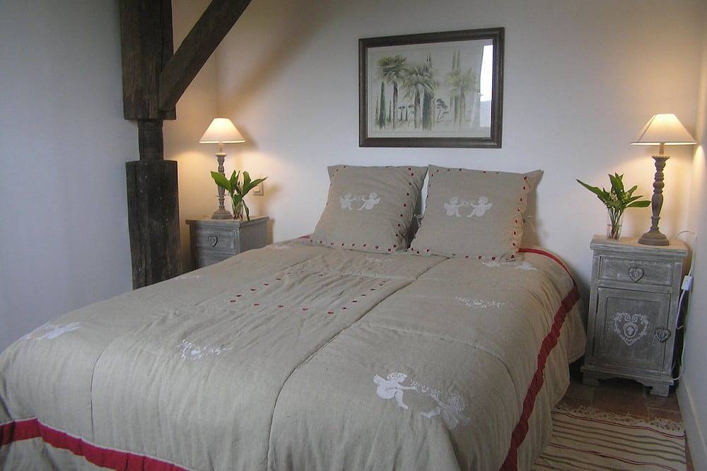 Very quiet and beautiful nature view, charming gite near Honfleur in Gonneville-sur-Honfleur, Région de Lisieux