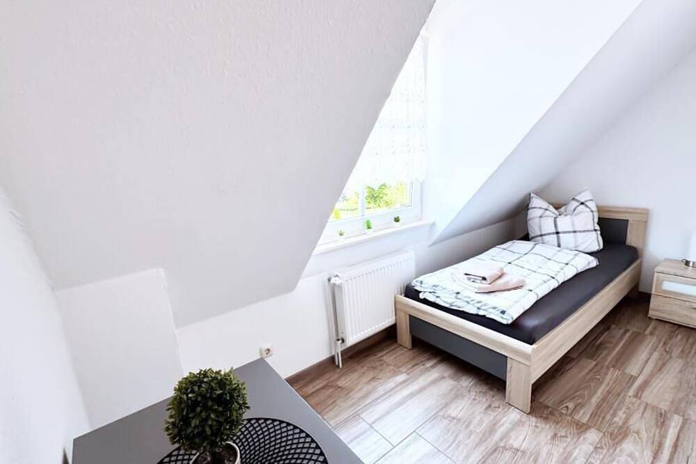 Neu! Ferienhaus Susann am Badesee nähe Nordsee in Hundestrand (Aurich), Aurich