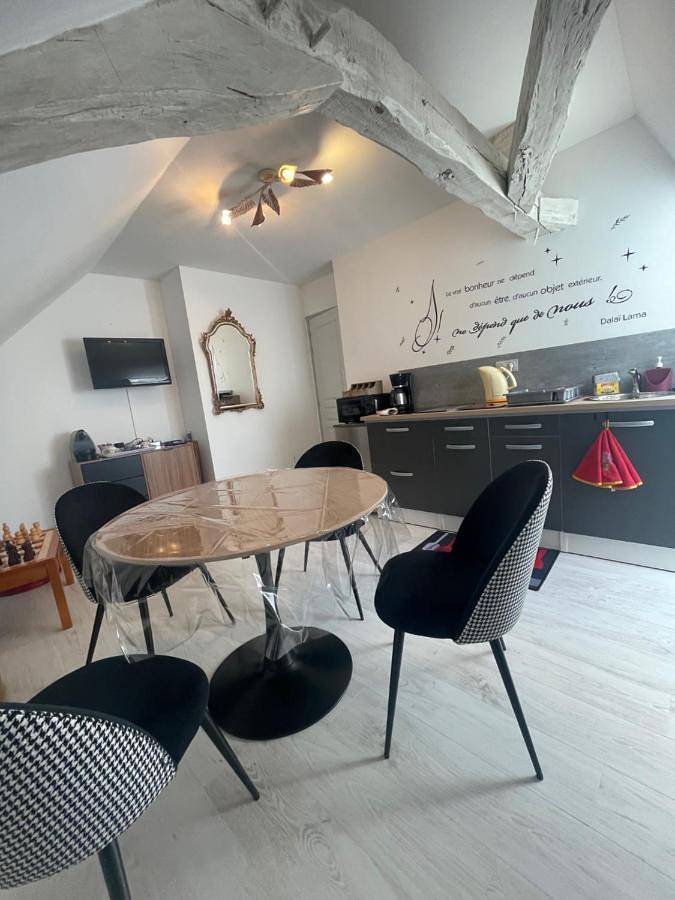 Two-Bedroom Apartment in Le Mans, Sarthe