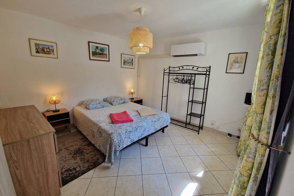 Gîte Lucas 4 pers. piscine et clim à Sommières – Calme, nature & traditions ! in Sommières, Région de Nîmes