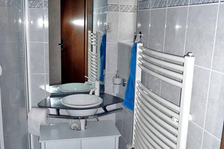 Ferienwohnung für 3 Personen, mit Terrasse und Garten in Prohn - 4