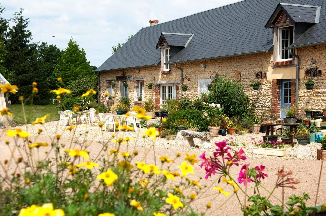Double Room in Ennordres, Région de Vierzon