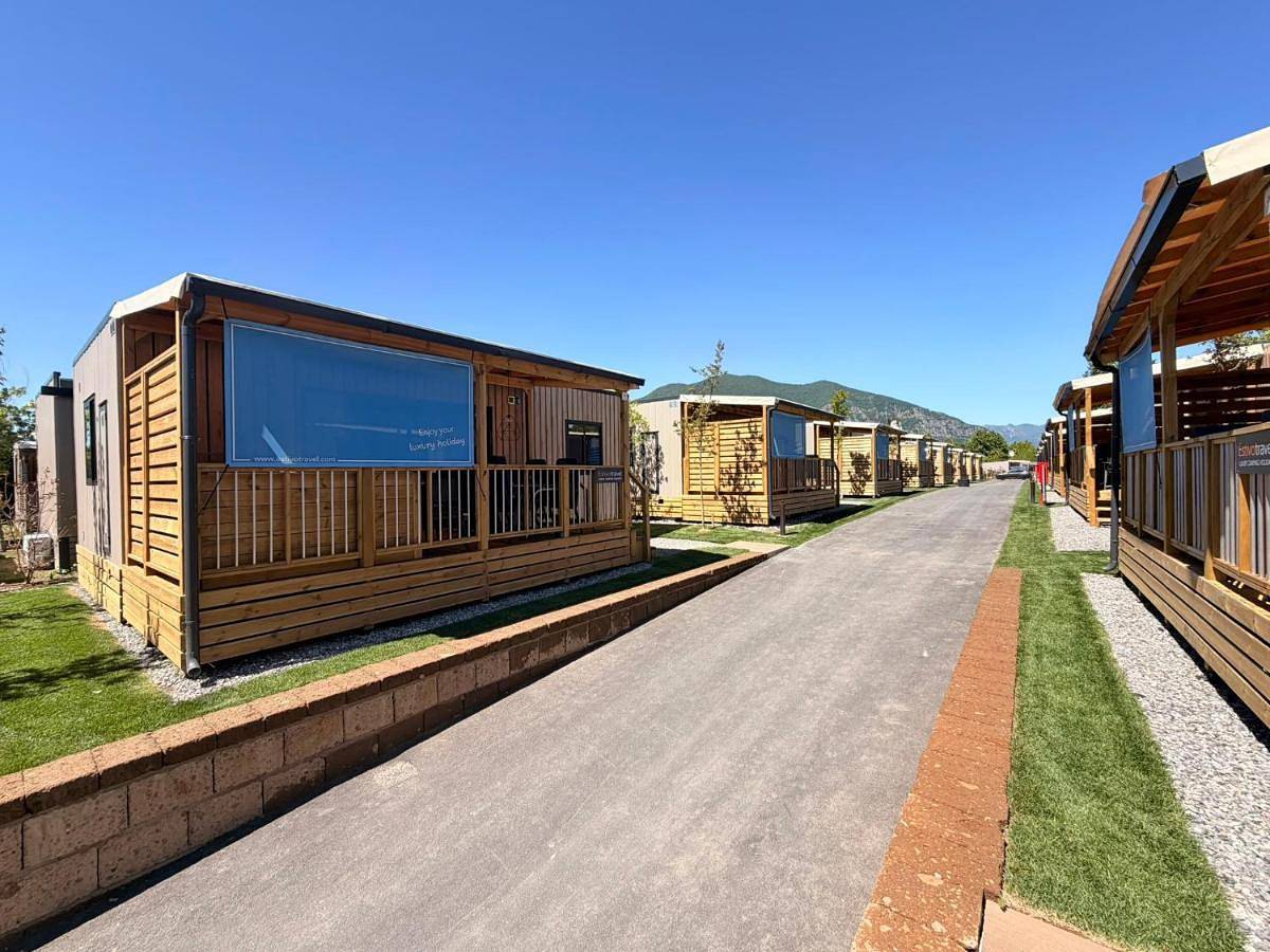Estivo Premium Deluxe mobile homes on Camping Del Sole Village in Iseo, Gemeinde Iseo